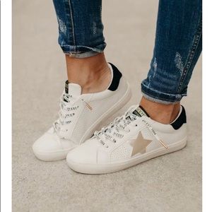 Vintage Havana Gadol Gail Star Sneakers Gold New